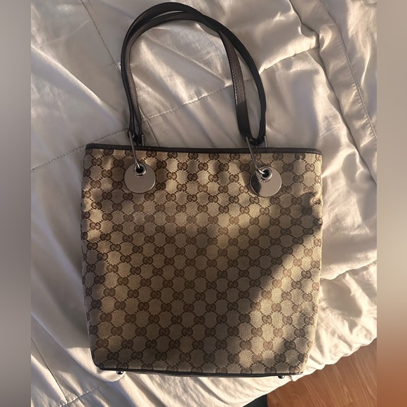 Gucci Tan and Brown Signature Bag - Picture 1 of 6